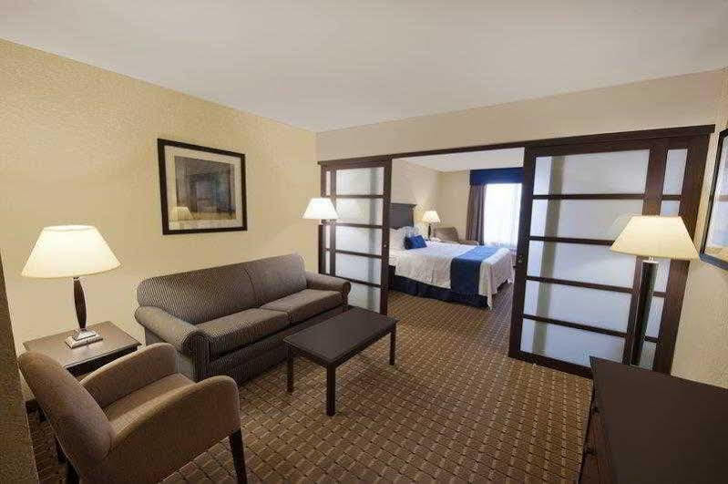 Holiday Inn Express And Suites Allentown West By Ihg Ngoại thất bức ảnh